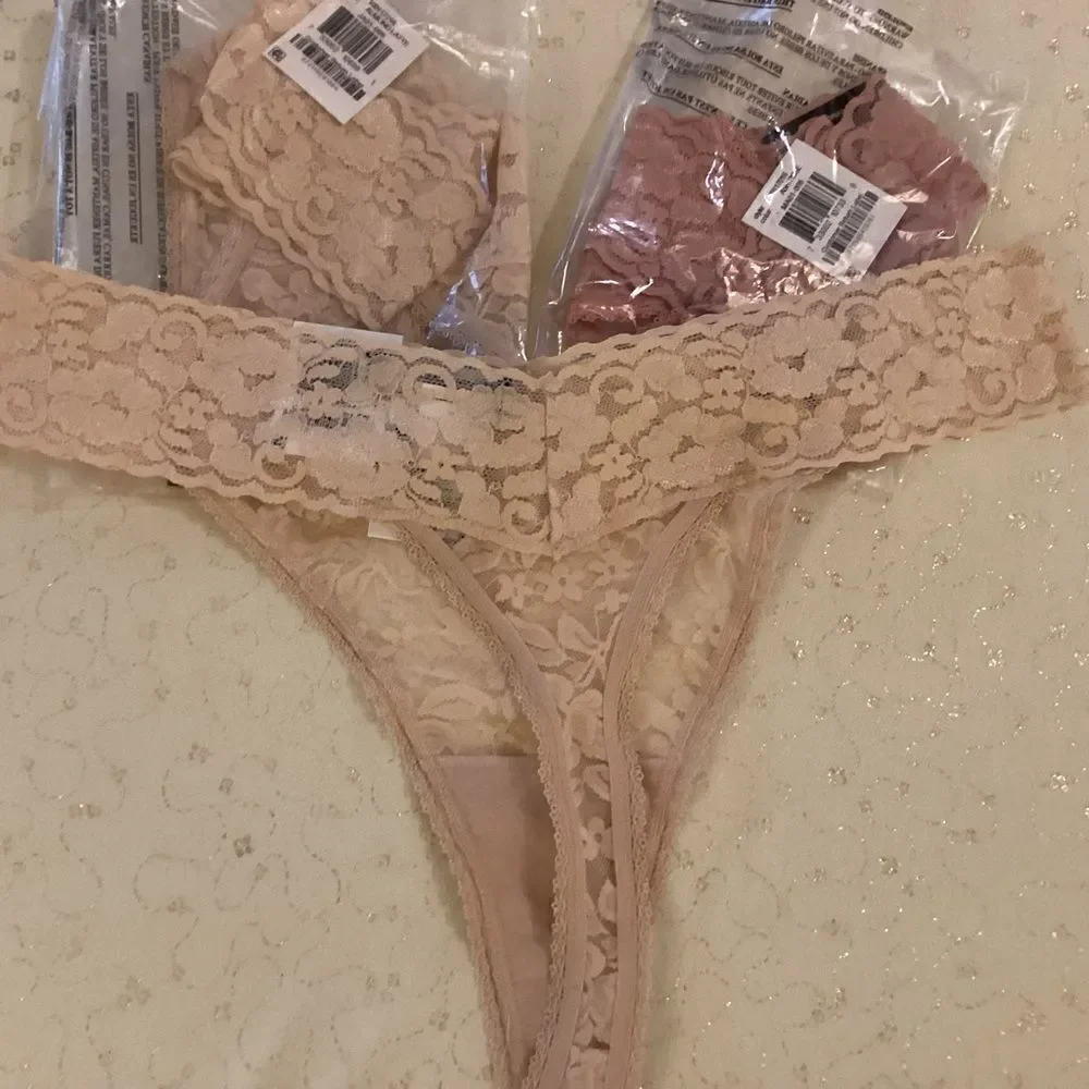 NWT. INC Intern’l Concepts, a Macy’s Brand Set of 3 Lacy Thong Panties Size XL